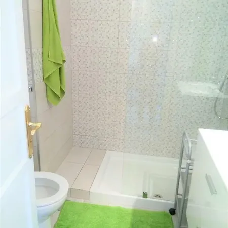 Pistachio Lanzarote * كوستا تاغيسي